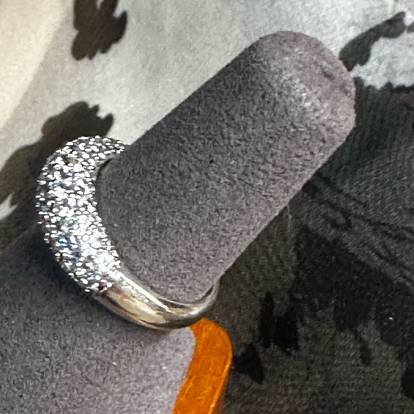 Swarovski Crystal Ring - Picture 9 of 15